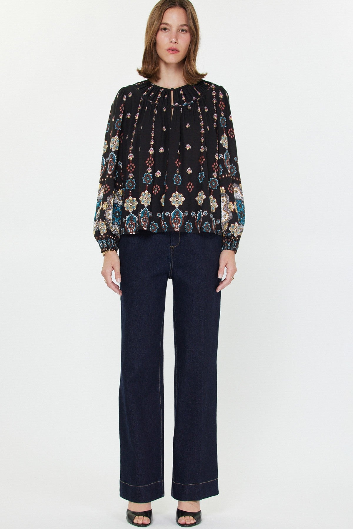 Ruched Round Neck LS Top
