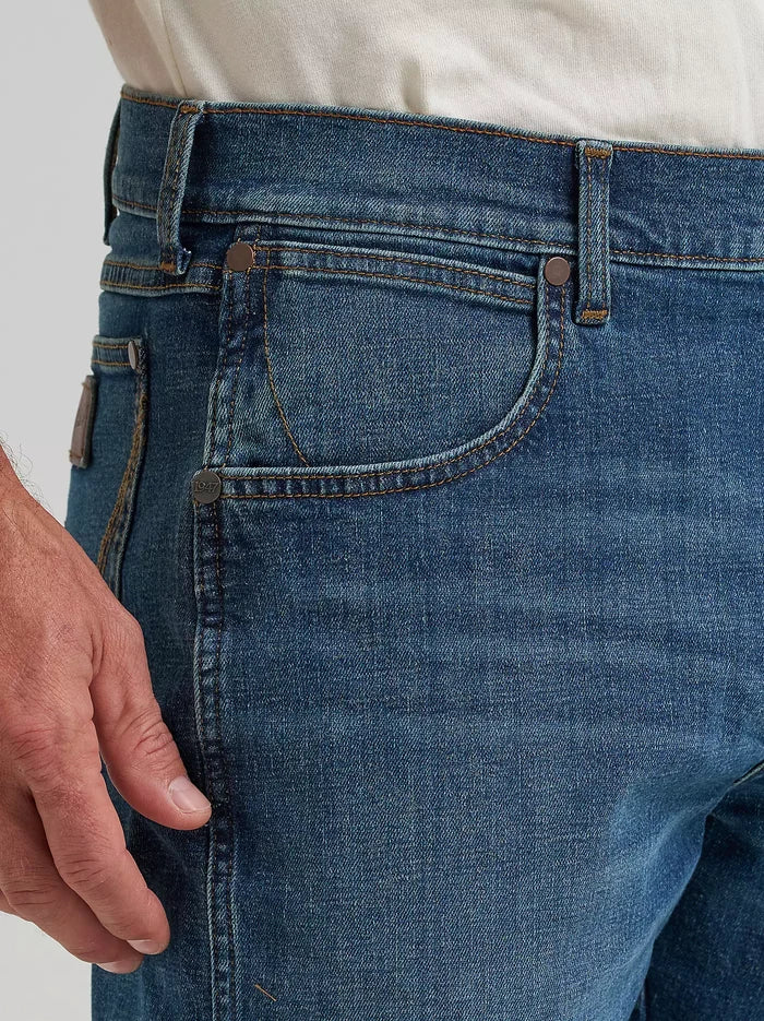Wrangler Retro Men's Relaxed Bootcut Jean in Adkins