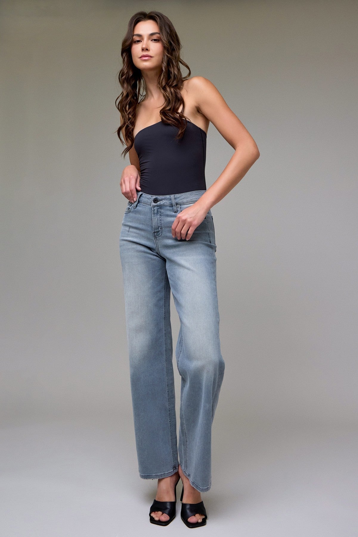 Hidden Mid Rise Logan Dad Jean
