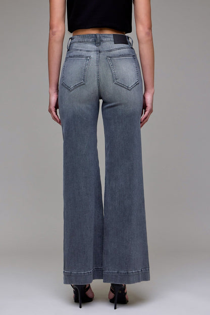Hidden High Rise Happi Comfort Flare Pintuck Jeans
