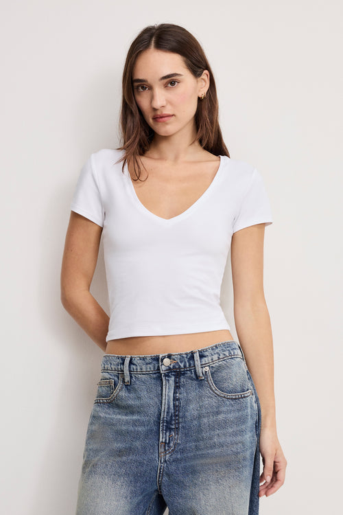 Good American Super Stretch V-Neck Baby Tee