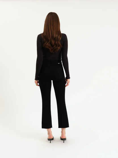 Daze Shy Girl HR Crop Flare