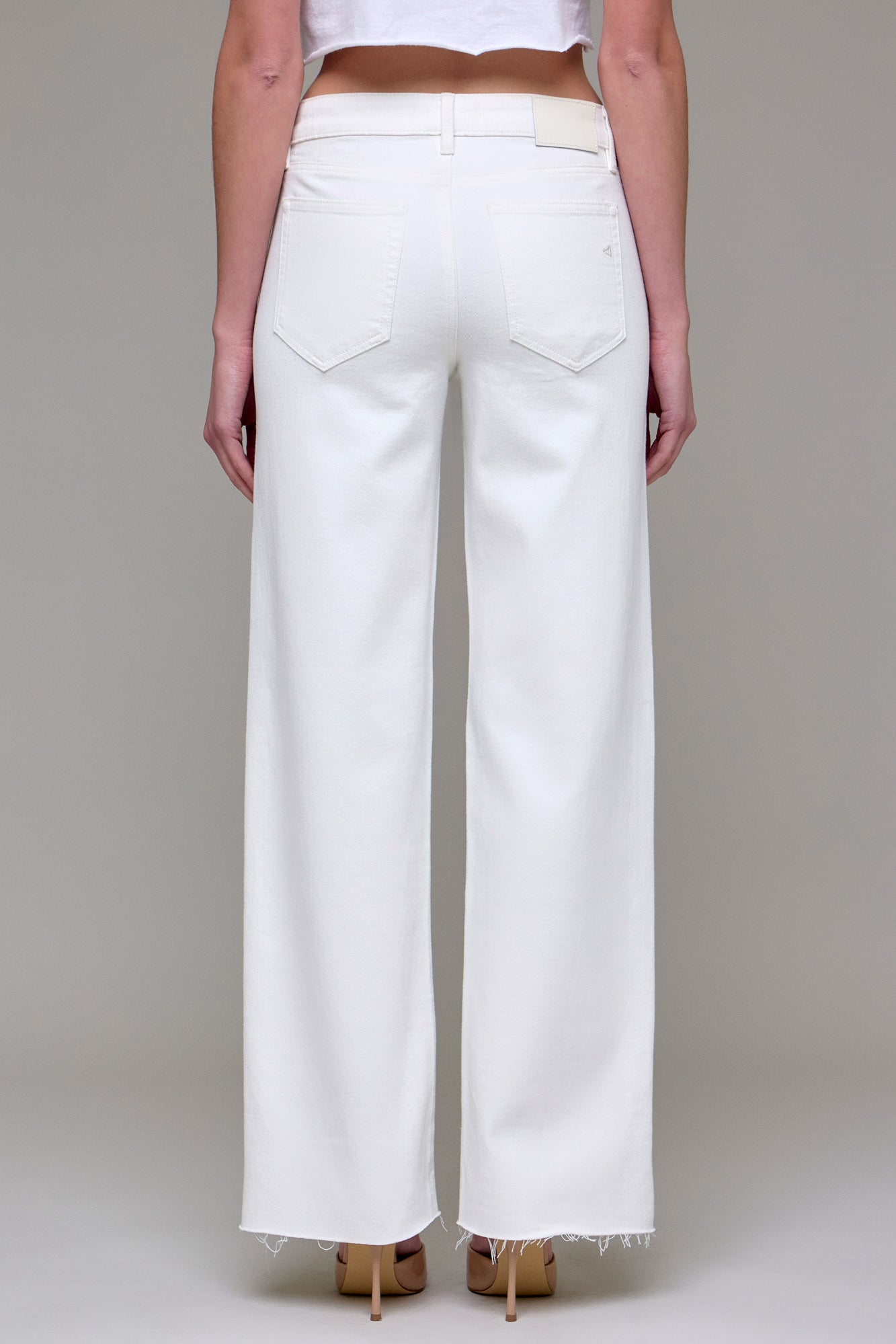 Hidden Logan Mid Rise White Jean