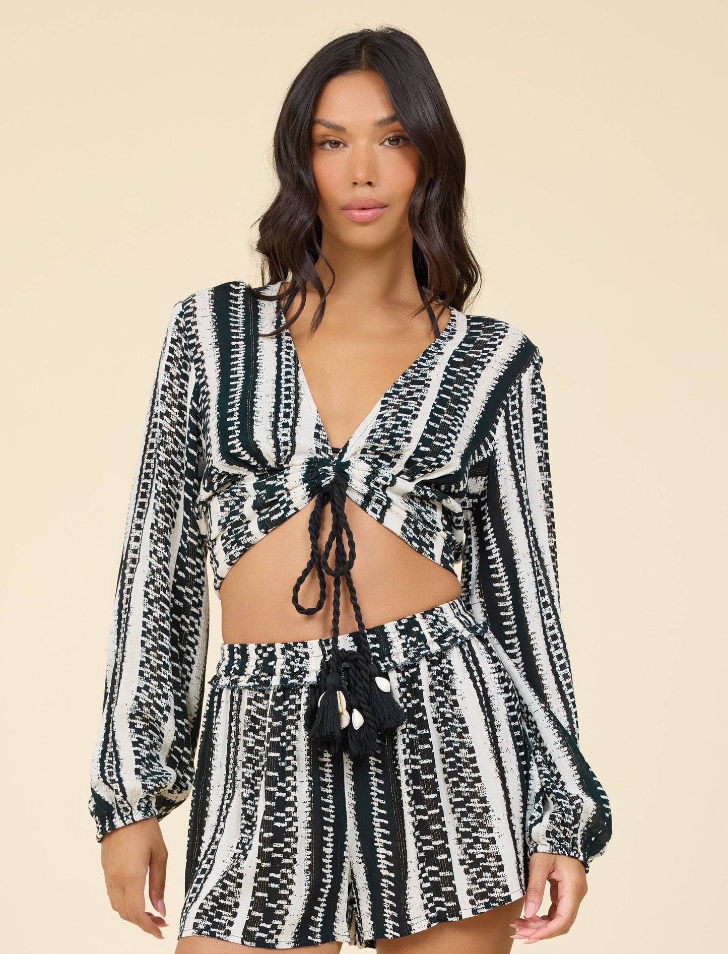 Geometric Stripe Long Sleve Top