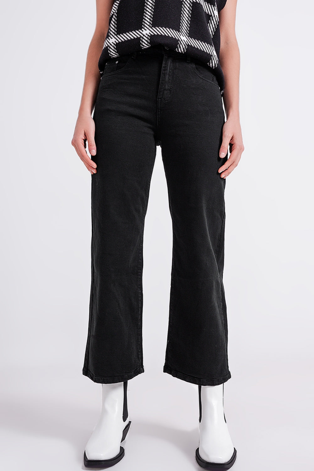 Cropped Wide Leg Jeans