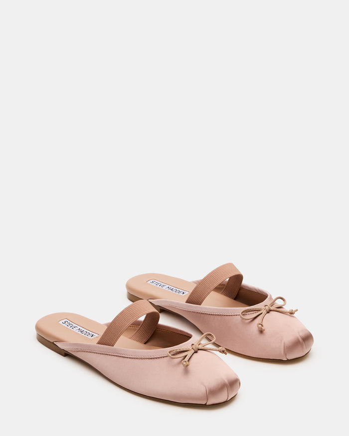 CUTESY BLUSH SATIN