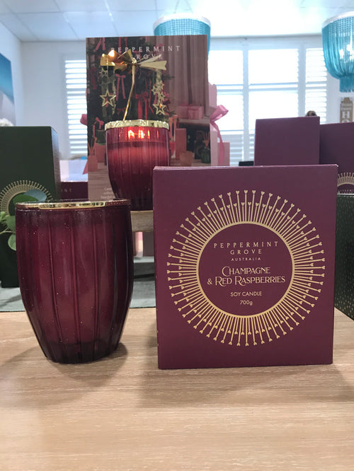 Extra Large Candle 700g Champagne & Red Raspberries