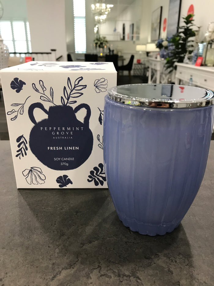 Fresh linen candle