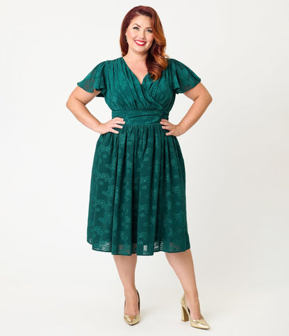 Magnolia Place Plus Size Emerald Floral Jacquard Midori Swing Dress
