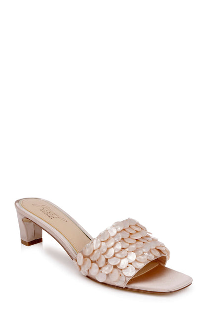 Dark Nude Satin / 5