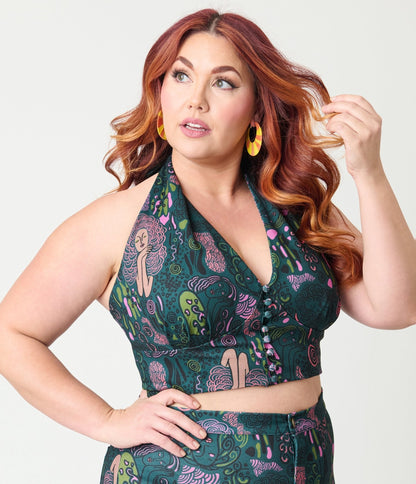 Smak Parlour Plus Size Green & Mannequin Doodle Feelin Groovy Crop Top