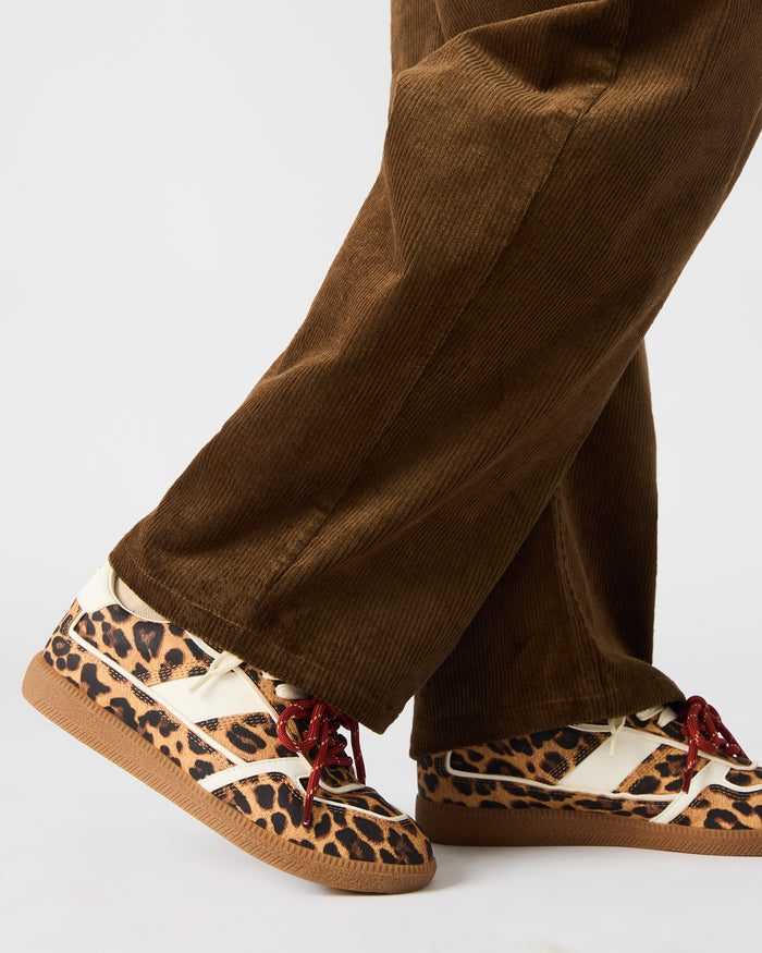 SPORTY LEOPARD