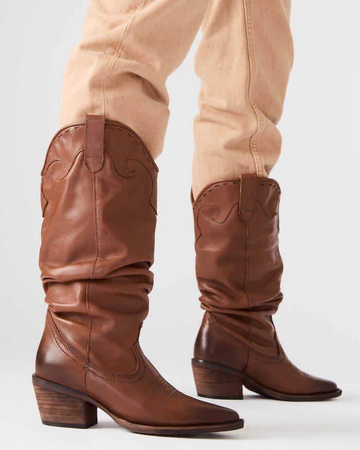 STAGE COGNAC LEATHER