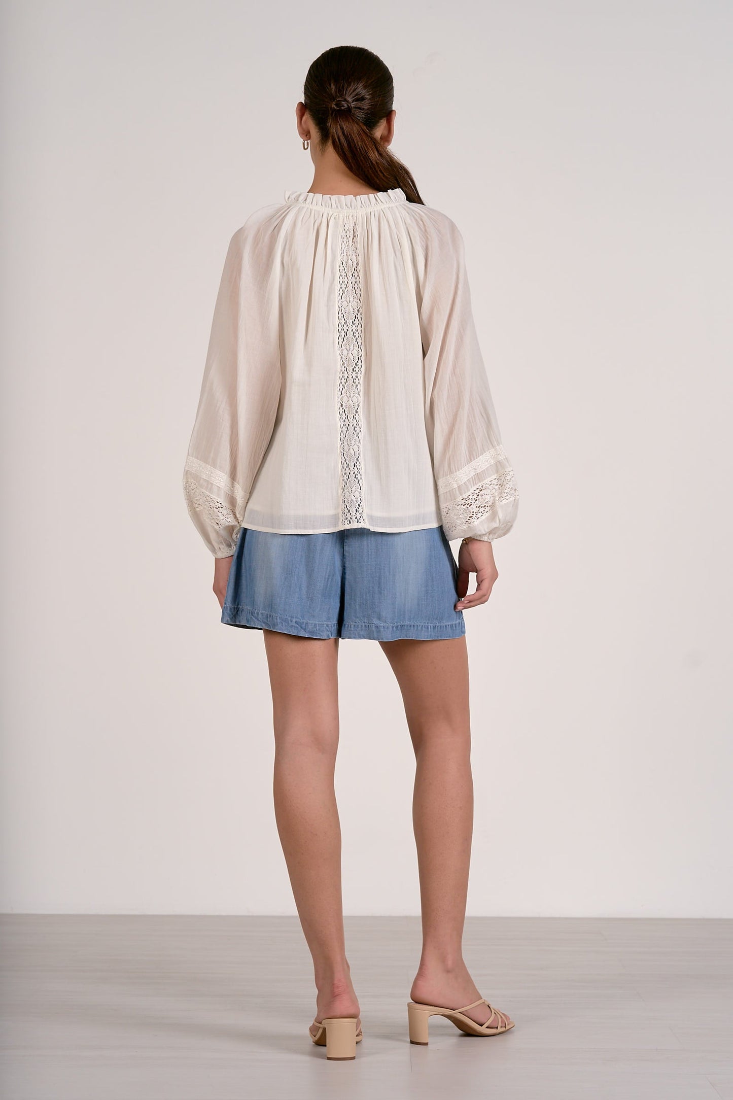Elan V-Neck Long Sleeve Flowy Blouse