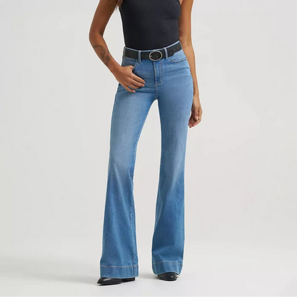 Wrangler Women's Bespoke High Rise Trouser Jean in Bristol